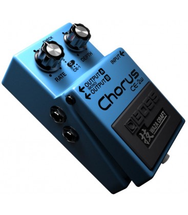 PEDAL DE CHORUS Y VIBRATO BOSS CE-2W